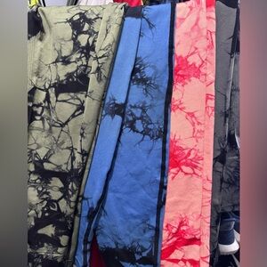 New with NO tags Tie-dye leggings size XL all 4 pcs incl in price.